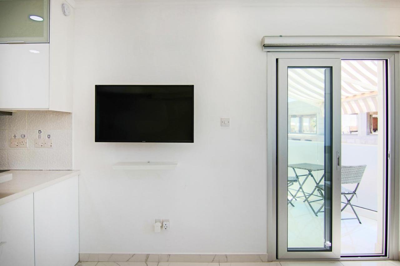 Phaedrus Living: Seaside Luxury Flat Lighthouse 66 Leilighet Paphos Eksteriør bilde