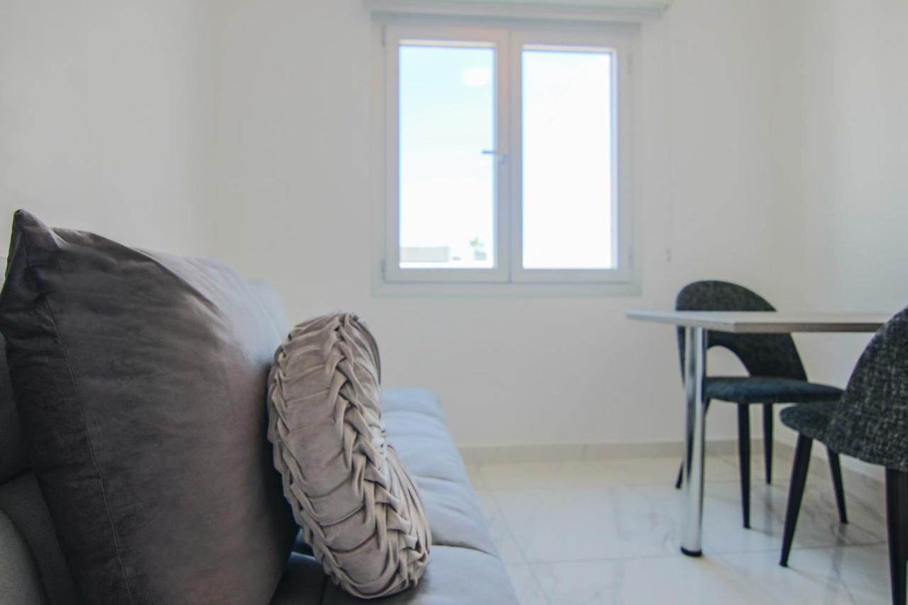 Phaedrus Living: Seaside Luxury Flat Lighthouse 66 Leilighet Paphos Eksteriør bilde